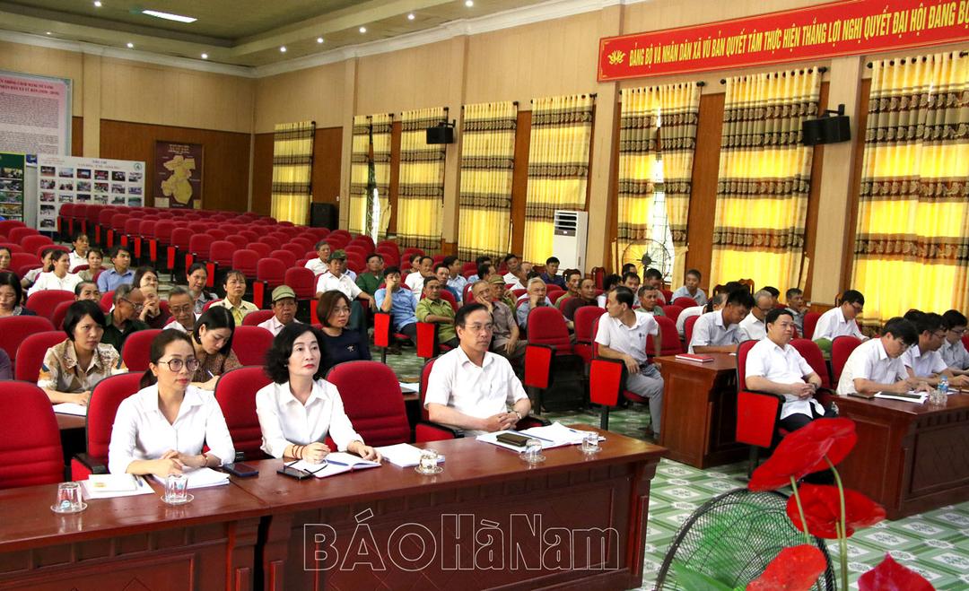 Đại biểu HĐND tỉnh tiếp xúc cử tri các xã Vũ Bản, La Sơn (Bình Lục)