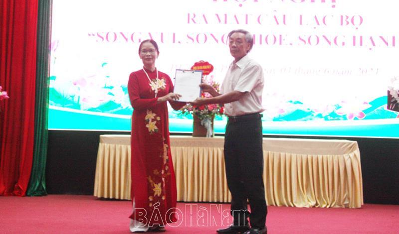 Hội NCT phường Lê Hồng Phong ra mắt CLB “sống vui, sống khỏe, sống hạnh phúc”