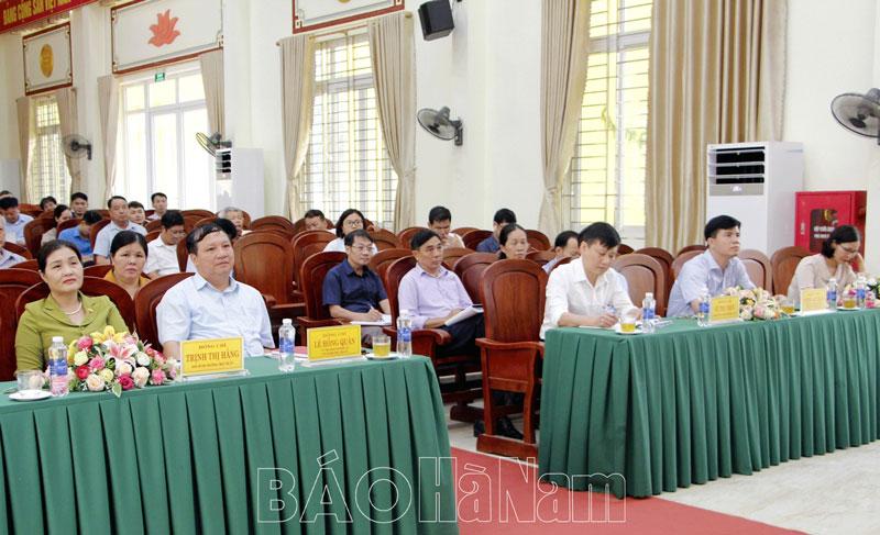 Tổ đại biểu HĐND tỉnh tiếp xúc cử tri xã Trác Văn