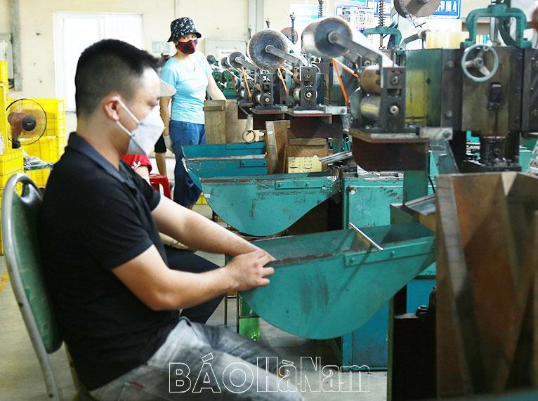 Bình Lục đẩy mạnh phát triển công nghiệp- tiểu thủ công nghiệp