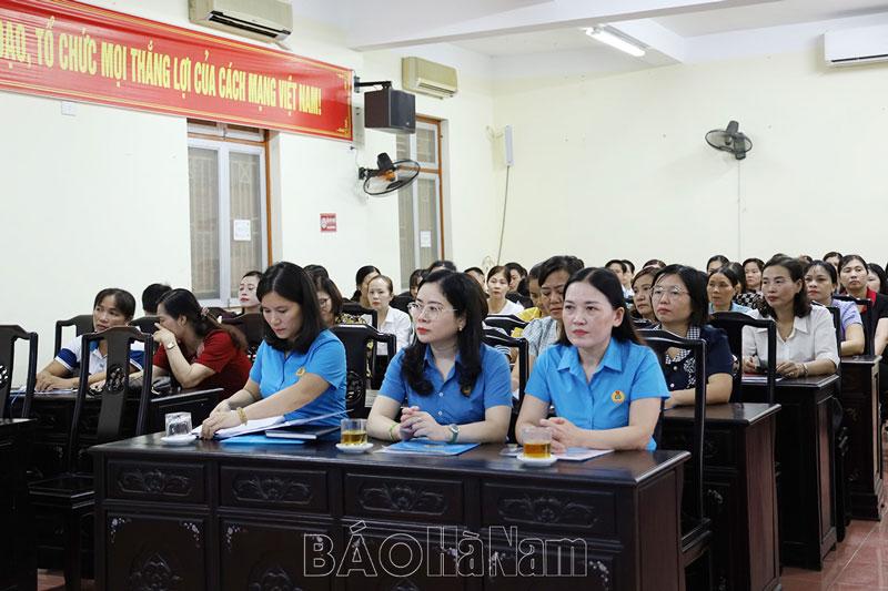 Bình Lục sơ kết hoạt động công đoàn 6 tháng đầu năm