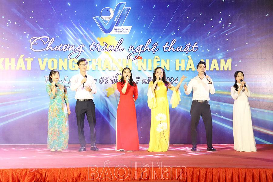 Sôi nổi Chương trình nghệ thuật “Khát vọng Thanh niên Hà Nam”