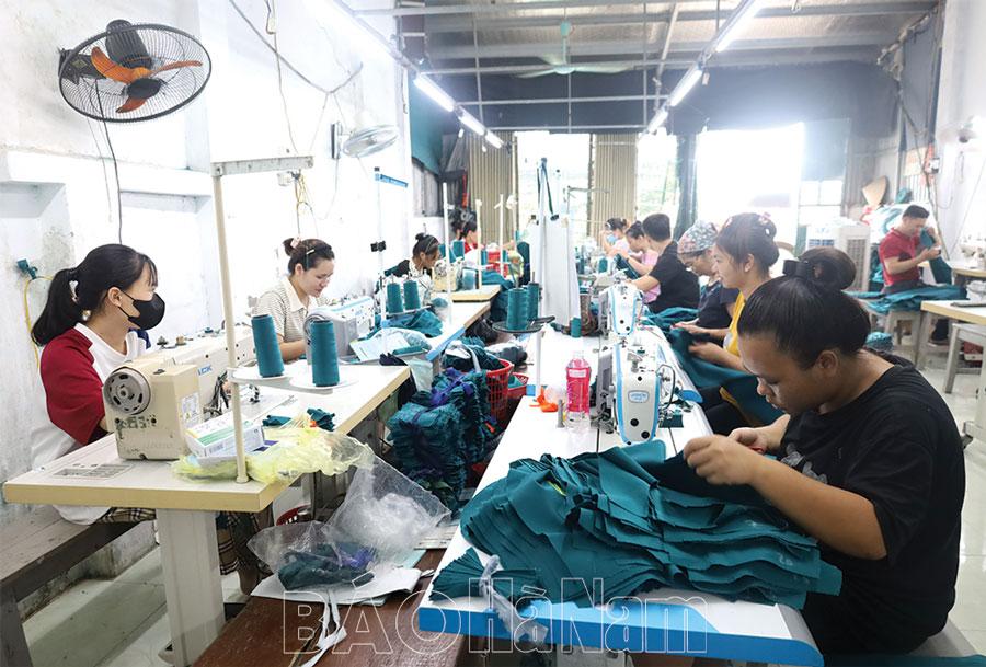 Nhiều giải pháp hỗ trợ hội viên phụ nữ phát triển kinh tế