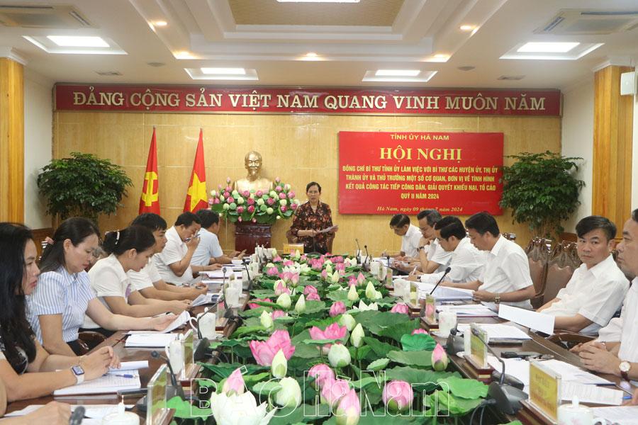 Đồng chí Bí thư Tỉnh ủy làm việc với Bí thư các huyện, thị, thành ủy về thực hiện nhiệm vụ chính trị và công tác tiếp dân, giải quyết KNTC