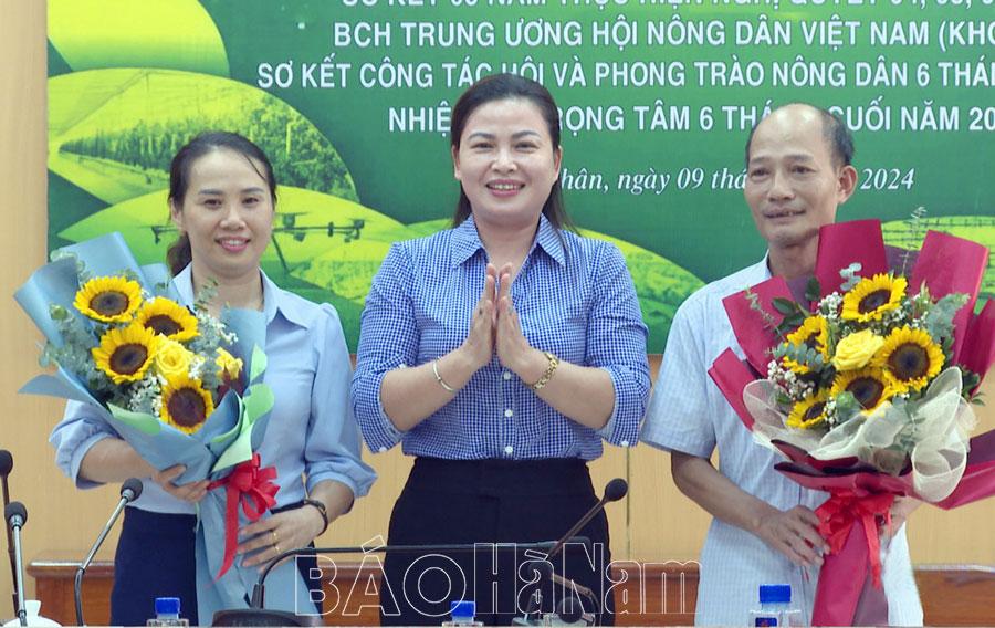 23.995 hộ hội viên nông dân huyện Lý Nhân đăng ký đạt danh hiệu hộ sản xuất, kinh doanh giỏi