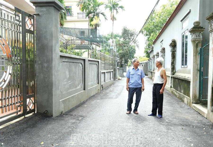 Người cao tuổi Phủ Lý tham gia xây dựng đô thị văn minh