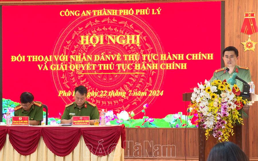 Công an Phủ Lý đối thoại với nhân dân về giải quyết thủ tục hành chính