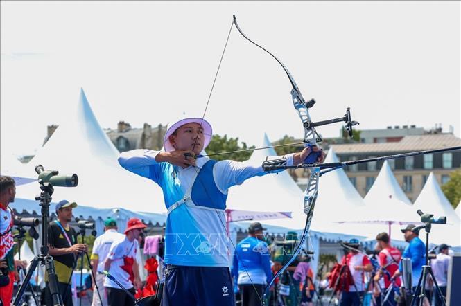 Bắn cung mở màn thi đấu Olympic cho Đoàn thể thao Việt Nam