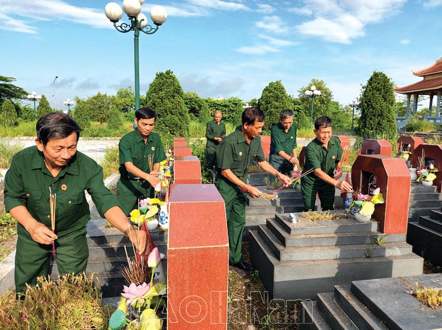 Tháng 7 nhớ đồng đội