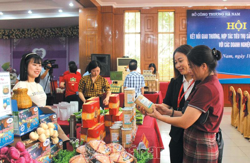 Phát triển sản phẩm công nghiệp nông thôn tiêu biểu