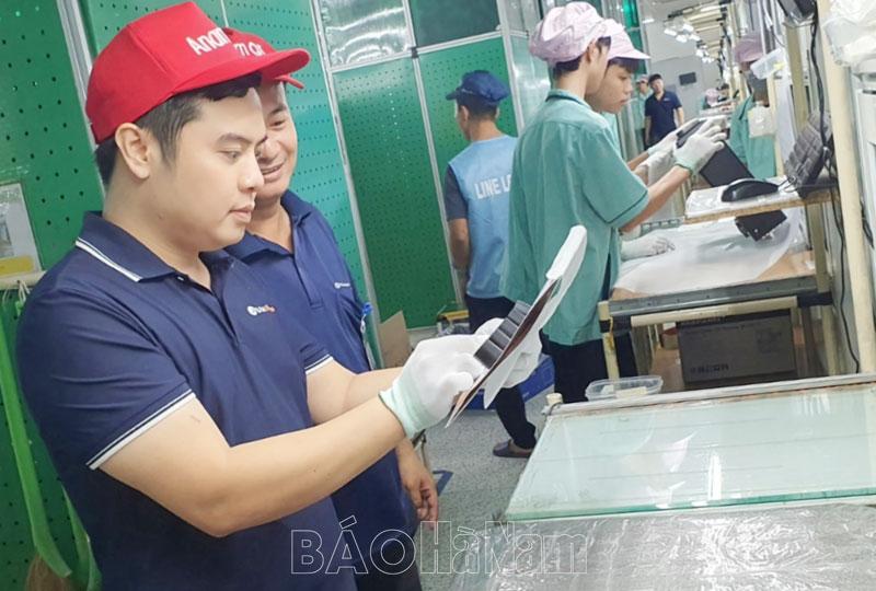 Cán bộ công đoàn cơ sở tiêu biểu toàn quốc