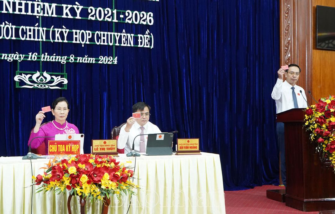 HĐND tỉnh tổ chức Kỳ họp chuyên đề, thông qua 13 nghị quyết về kinh tế - xã hội