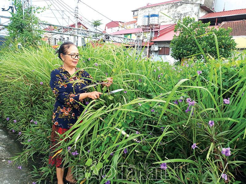 Cán bộ chi hội phụ nữ nhiệt tình, trách nhiệm với công việc