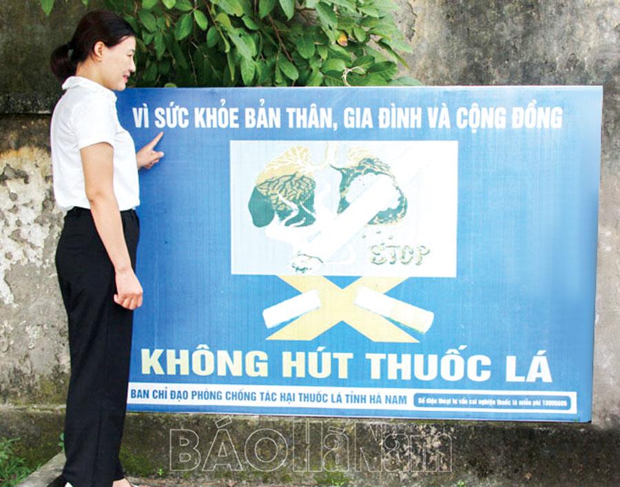 Hội Phụ nữ Kim Bảng tích cực tuyên truyền phòng, chống tác hại của thuốc lá