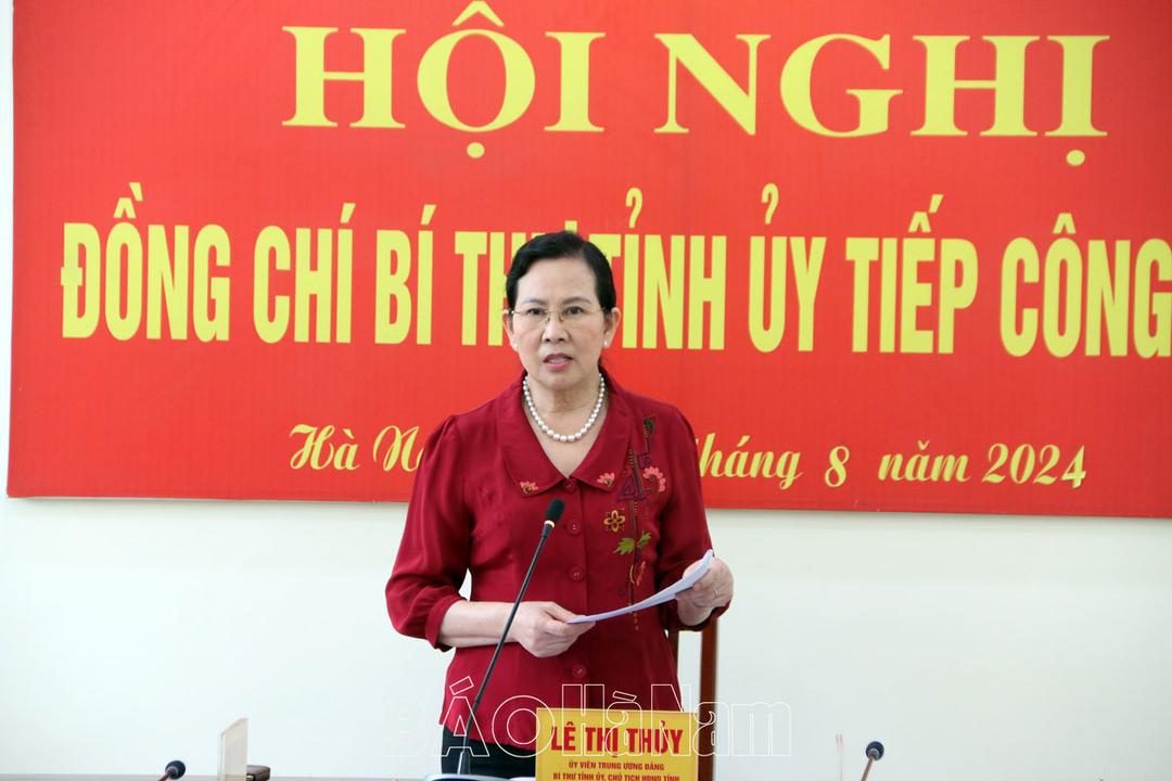 Đồng chí Bí thư Tỉnh ủy Lê Thị Thủy tiếp công dân định kỳ tháng 8/2024