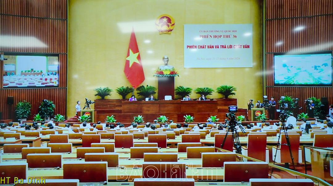 Ủy ban Thường vụ Quốc hội tổ chức chất vấn và trả lời chất vấn tại Phiên họp thứ 36