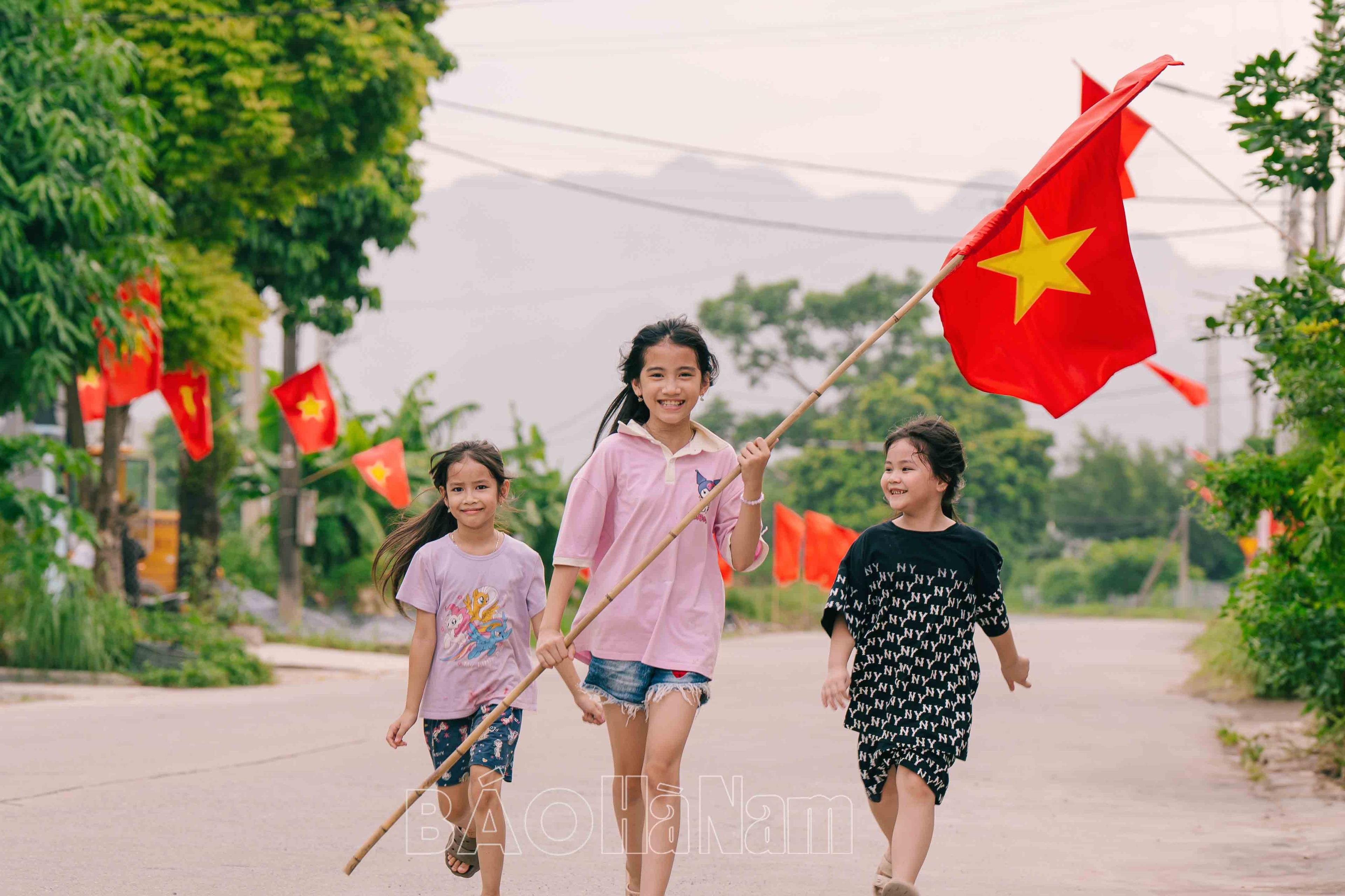 Cờ hoa rực rỡ chào đón Quốc khánh