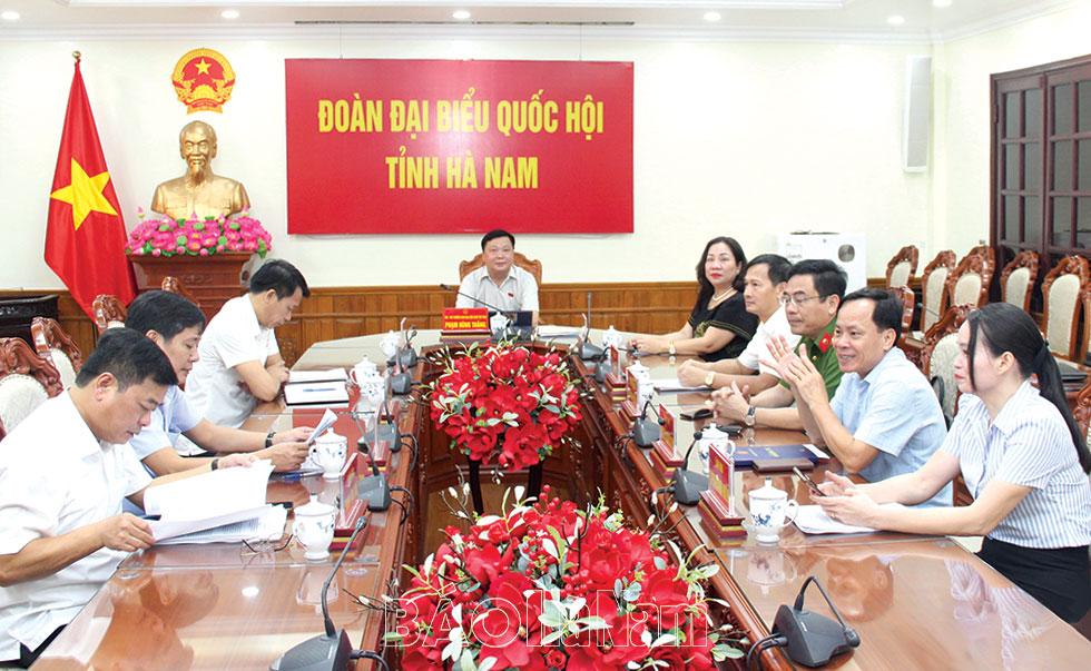 Giám sát thực hiện chính sách hỗ trợ, mở rộng thị trường, phát triển thương hiệu nông sản