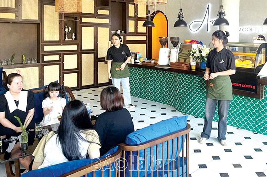 Xây dựng môi trường nhà hàng, quán cà phê không khói thuốc lá