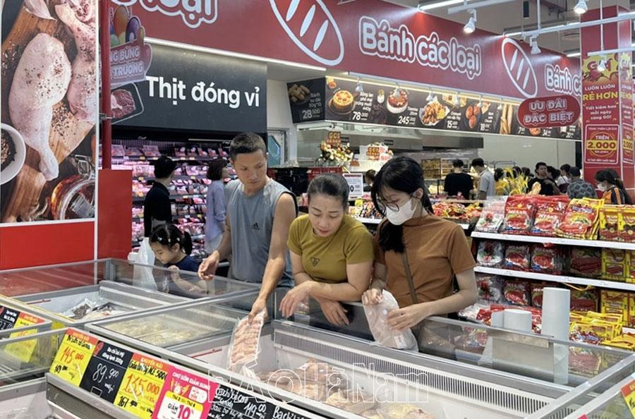 Vui, buồn chuyện tăng lương