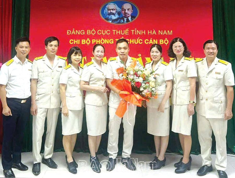 Đảng bộ Khối các cơ quan tỉnh chú trọng phát triển đảng viên