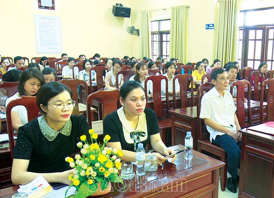 Trung tâm Chính trị thị xã Duy Tiên đổi mới công tác đào tạo, bồi dưỡng