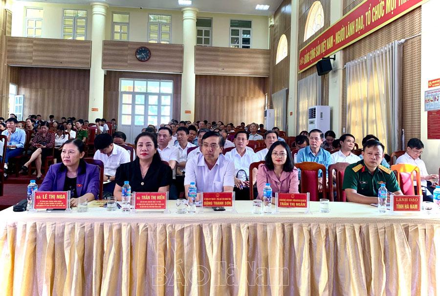 Đoàn ĐBQH tỉnh tiếp xúc cử tri tại phường Châu Sơn