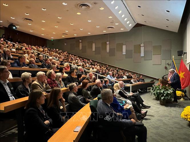 Diễn đàn 'Chiến tranh Mỹ tại Việt Nam: 50 năm nhìn lại'