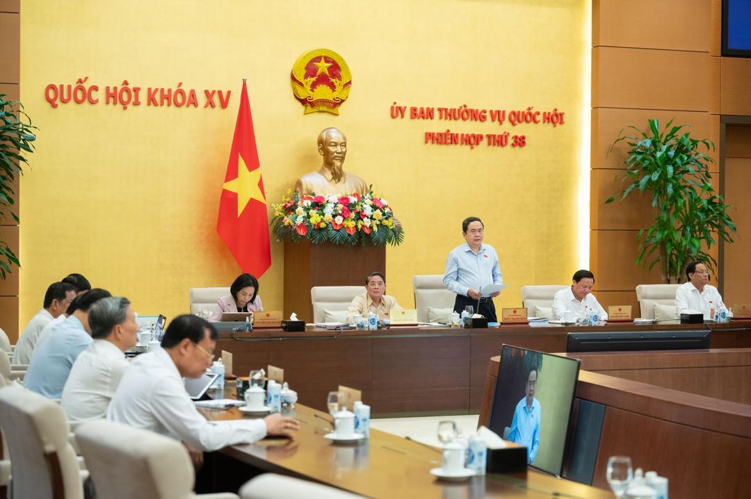 Khai mạc phiên họp thứ 38 của Ủy ban Thường vụ Quốc hội