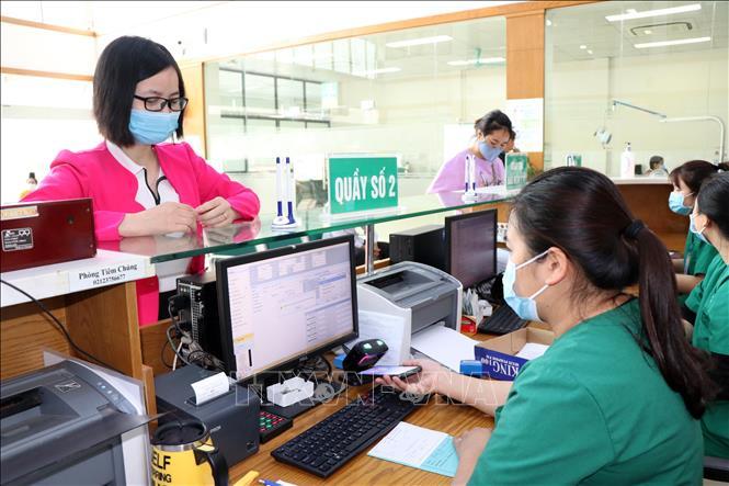 Phụ huynh có thể tra cứu thời hạn thẻ bảo hiểm y tế và đăng ký tài khoản VssID cho con