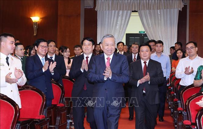 Tổng Bí thư, Chủ tịch nước Tô Lâm dự Lễ trao giải Cuộc thi chính luận về bảo vệ nền tảng tư tưởng của Đảng lần thứ Tư năm 2024