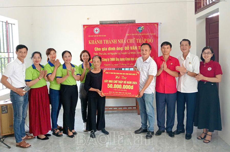 Khánh thành và bàn giao Nhà Chữ thập đỏ cho các hộ nghèo huyện Kim Bảng, Lý Nhân