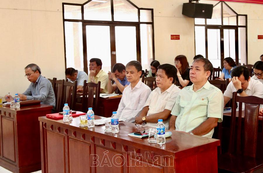 Hội nghị báo cáo viên thường kỳ tháng 10 Đảng bộ Khối các cơ quan tỉnh