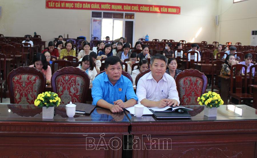 LĐLĐ huyện Thanh Liêm tập huấn công đoàn tham gia thực hiện dân chủ ở cơ sở