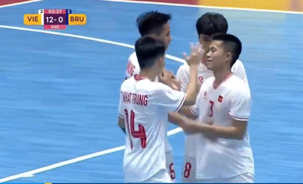 Futsal Việt Nam đánh bại Brunei với tỷ số 14-0