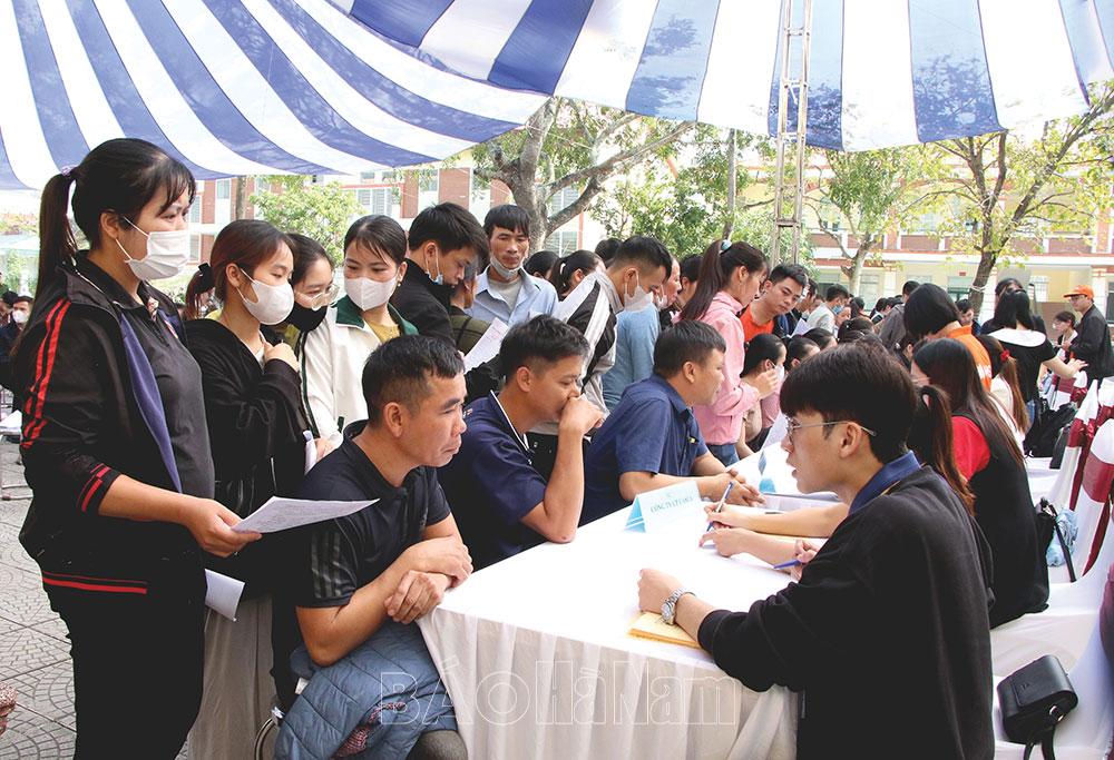 Hướng nghiệp cho học sinh tại Trung tâm GDNN - GDTX huyện Bình Lục