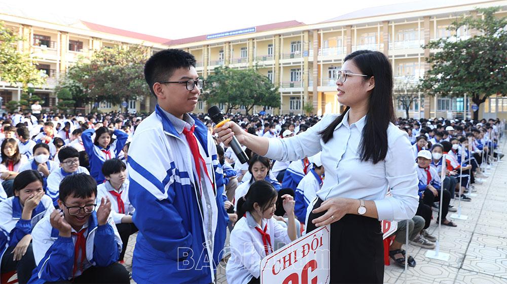 Xây dựng xã hội học tập và nhiệt huyết của những "người thầy" không chuyên