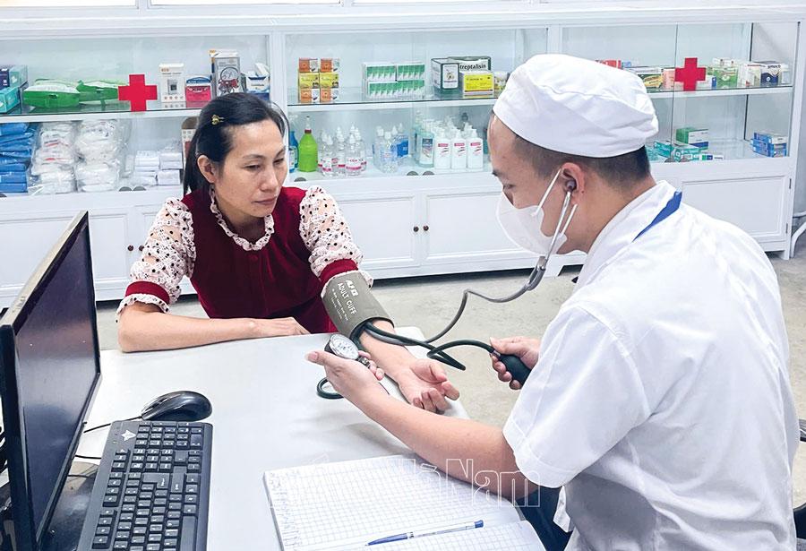 Quan tâm chăm sóc sức khỏe người lao động