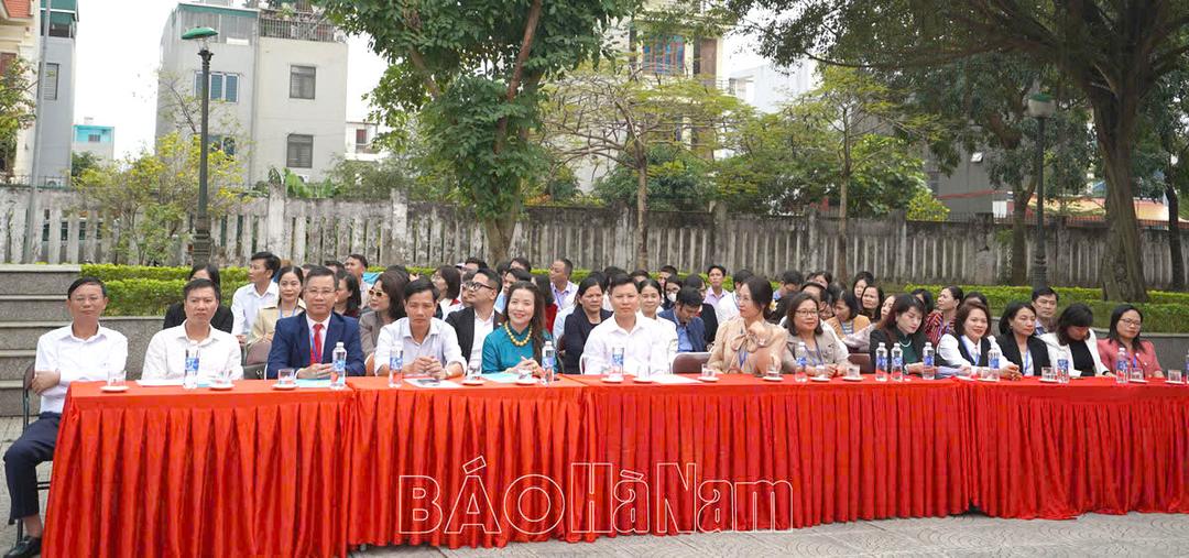 Khai mạc cuộc thi nghiên cứu khoa học kỹ thuật cấp tỉnh dành cho học sinh trung học