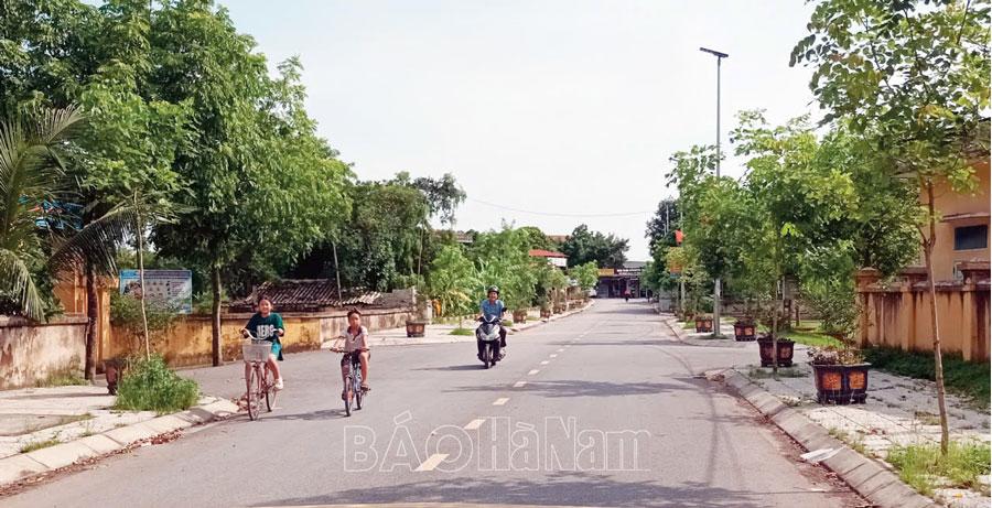 Bình Lục tập trung hoàn thành chỉ tiêu Đại hội về xây dựng huyện NTM nâng cao