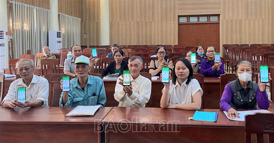 Ngành Ngân hàng đẩy mạnh thực hiện chuyển đổi số