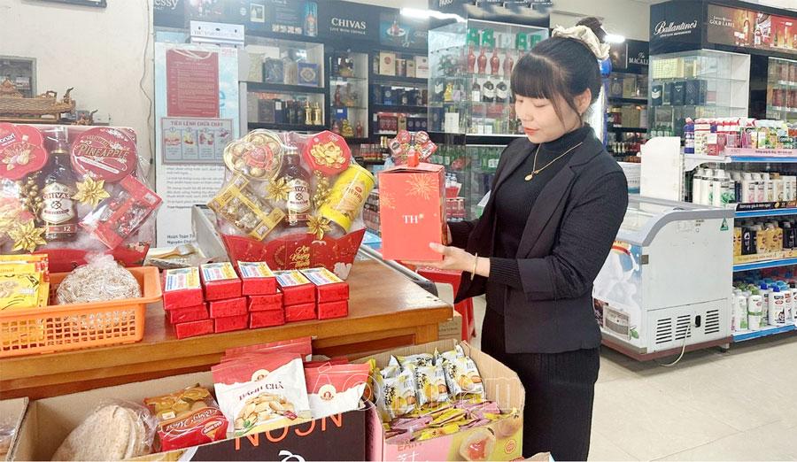 Doanh nghiệp bán lẻ sẵn sàng nguồn cung hàng hóa phục vụ Tết