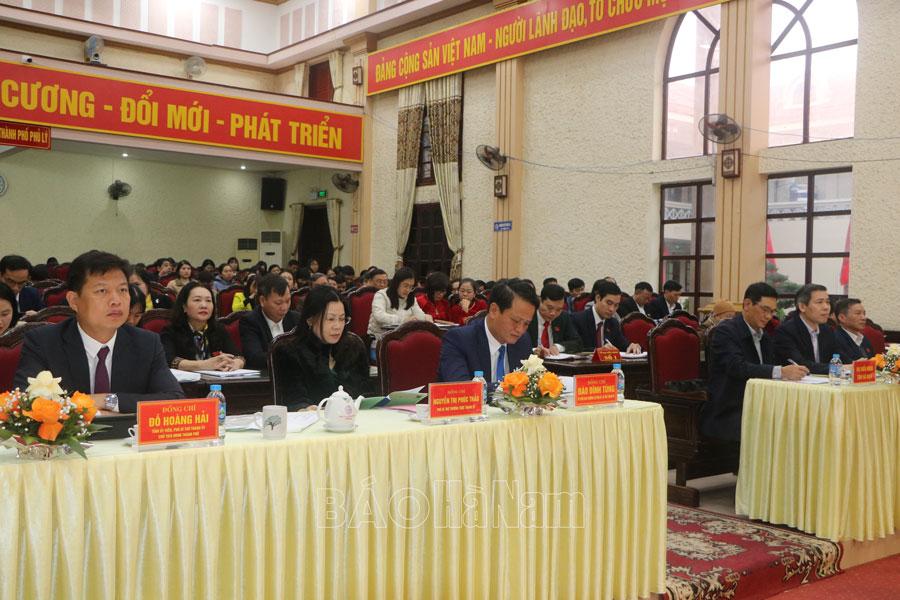 Kỳ họp thường lệ cuối năm 2024, HĐND thành phố Phủ Lý