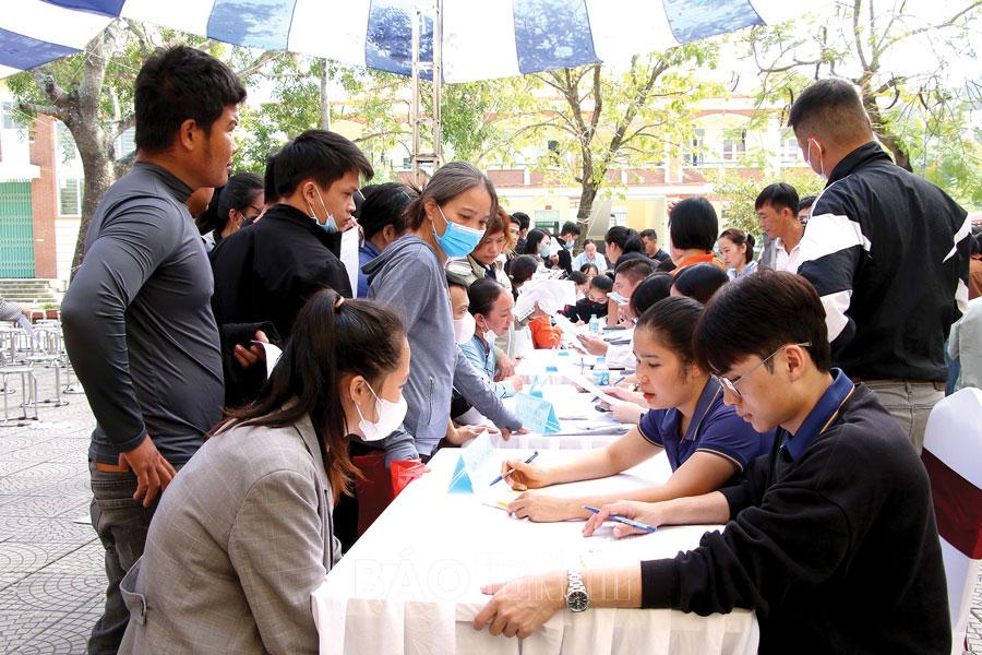 Lao động tự do tìm việc trước Tết