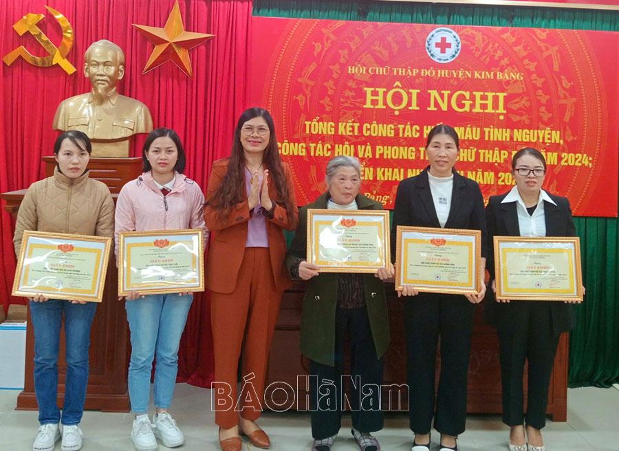 Tổng giá trị hoạt động nhân đạo của Hội Chữ thập đỏ huyện Kim Bảng năm 2024 đạt hơn 3,5 tỷ đồng