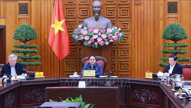 Thủ tướng: Khuyến khích cán bộ đi cơ sở trong quá trình sắp xếp tổ chức bộ máy