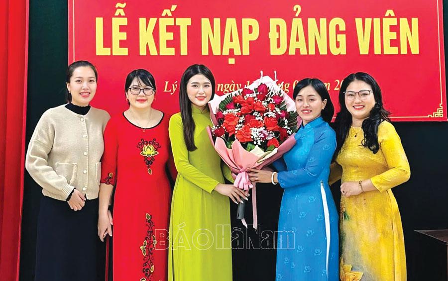 Lý Nhân quan tâm phát triển Đảng trong đoàn viên, thanh niên