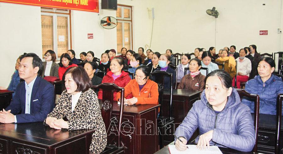 Nâng cao hiệu quả hoạt động của các HTX, tổ hợp tác do phụ nữ tham gia quản lý