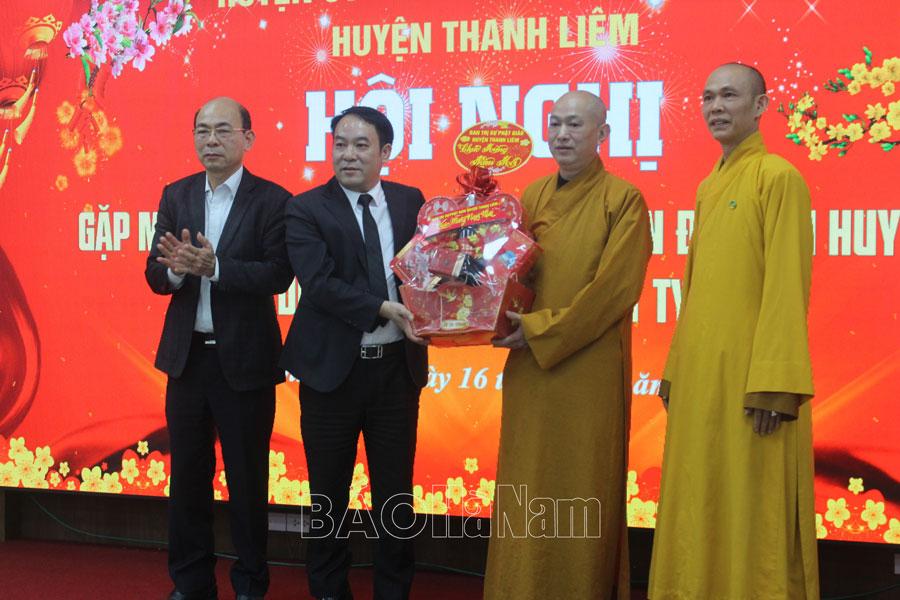 Thanh Liêm gặp mặt các chức sắc tôn giáo nhân dịp Xuân Ất Tỵ 2025