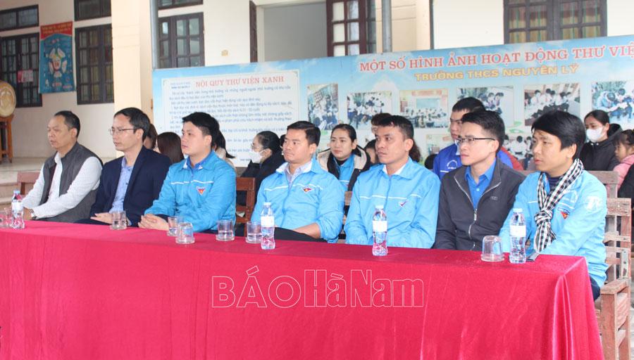 Chương trình “Xuân tình nguyện – Tết yêu thương” tại Trường THCS Nguyên Lý